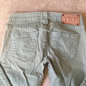 True Religion Cropped / Capri Jeans